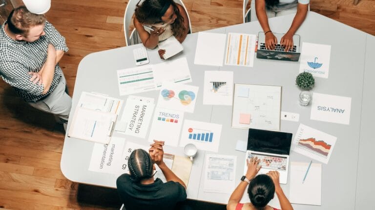 S’y retrouver dans les formats d’entrevue : Une introduction pour les gestionnaires d’embauche, nouveaux·elles et expérimenté·es