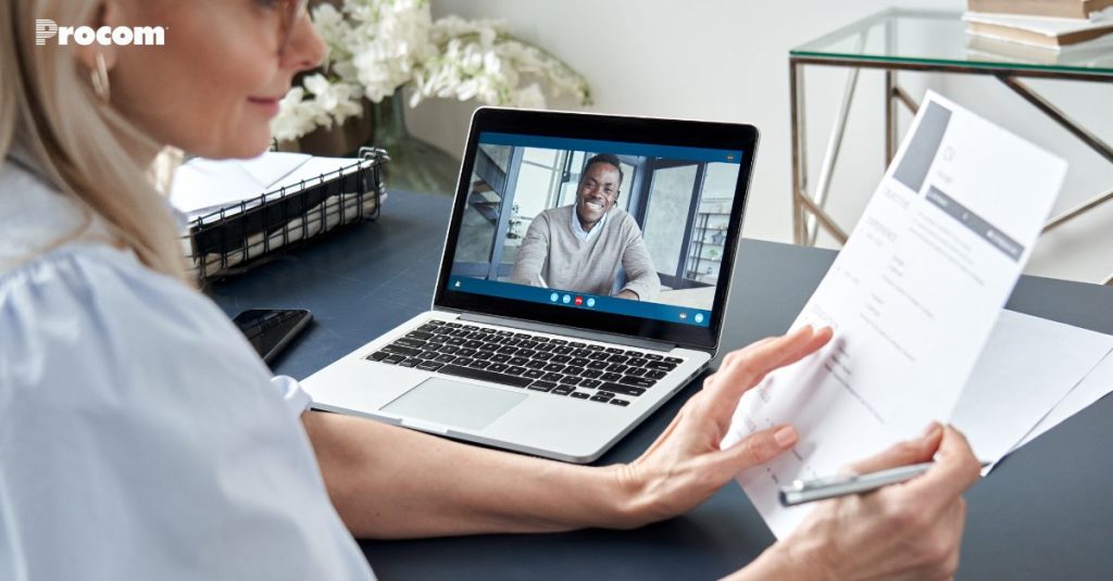 How to conduct a video interview in 2022